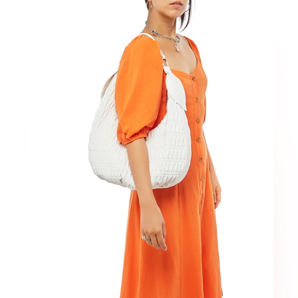 HOUSE OF WANT | HOW We Saunter White Shirring Luxury Vegan Leather Bag NWT - Picture 4 of 13